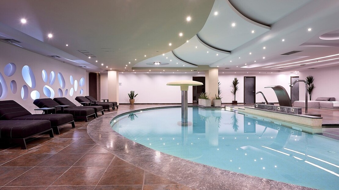 Dimitra Beach Hotel & Suites